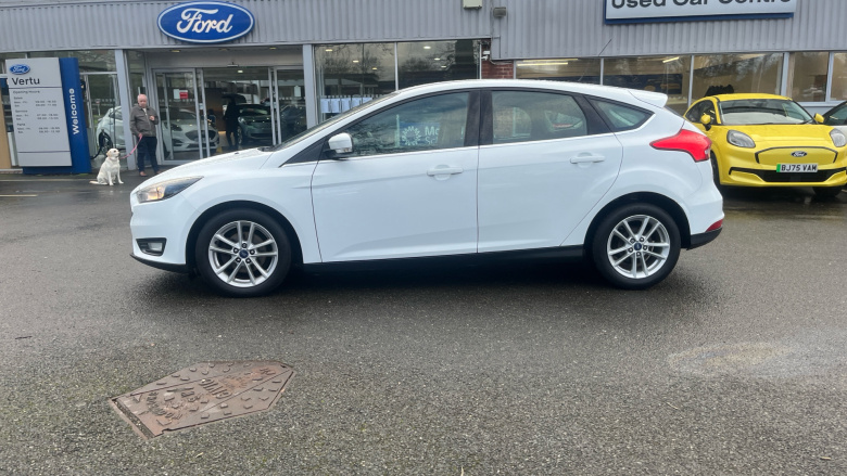 Ford Focus 1.0 EcoBoost 125 Zetec 5dr Petrol Hatchback